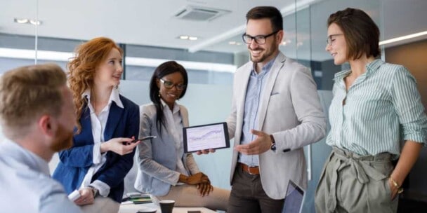 The Differences Between Real Estate Agents vs Brokers vs REALTORS®