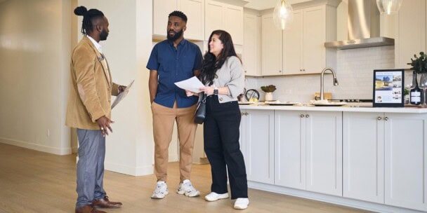 What is a Property Manager & What Does a Property Manager Do?